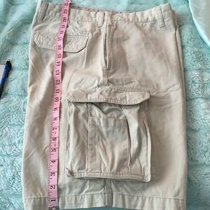 IZOD Khaki Cargo, 36 Waist Shorts